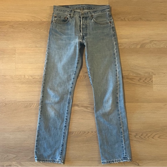 Vintage Levi 501’s - Picture 6 of 8